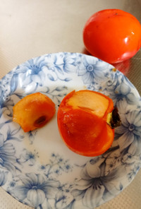 柿の食べ方（スプーンですくって）