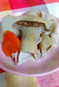 豚肉・にんじん・エリンギ・里芋の煮物
