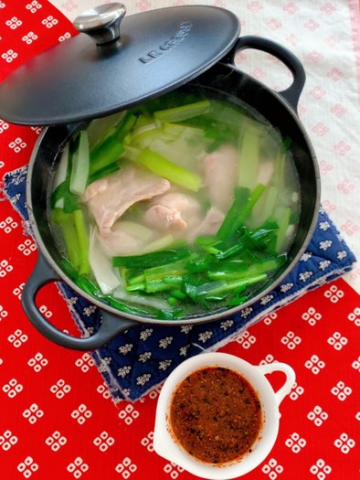 鶏もも肉で韓国風水炊きの写真