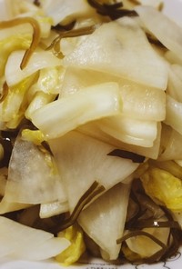 簡単おかず:白菜の塩昆布和え