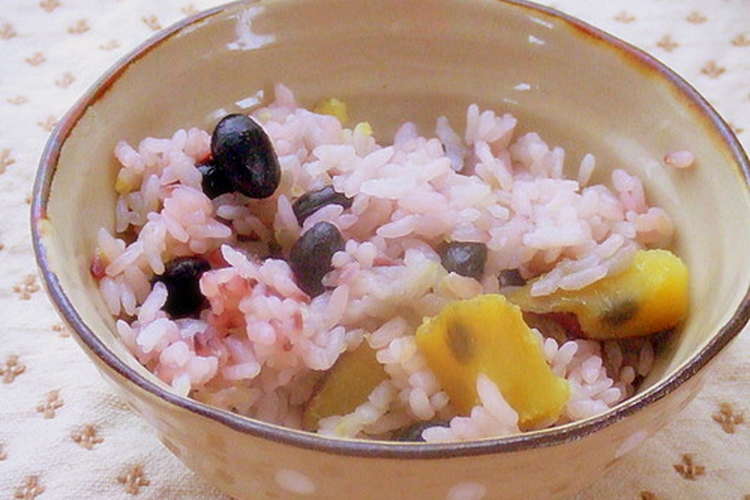 黄色とピンクの黒豆さつまいもご飯 レシピ 作り方 By Uruga クックパッド 簡単おいしいみんなのレシピが365万品