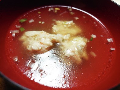 エビワンタンのスープの写真