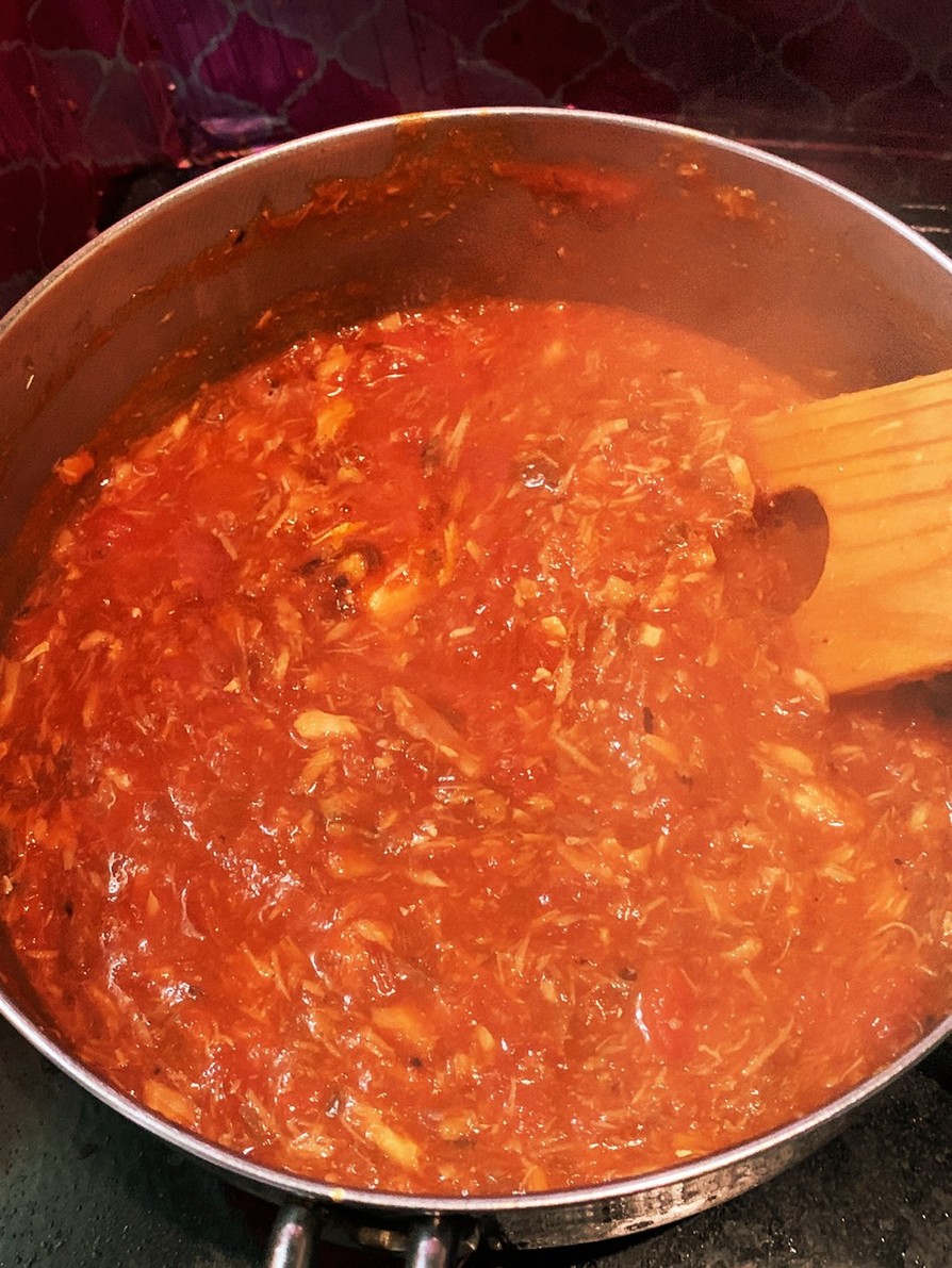 鯖缶とトマト缶で作る簡単ソースの画像