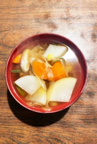 DOWBL大根と野菜の具沢山醤油スープ★