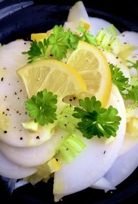 カブ(大根)&塩レモンのシンプルサラダ