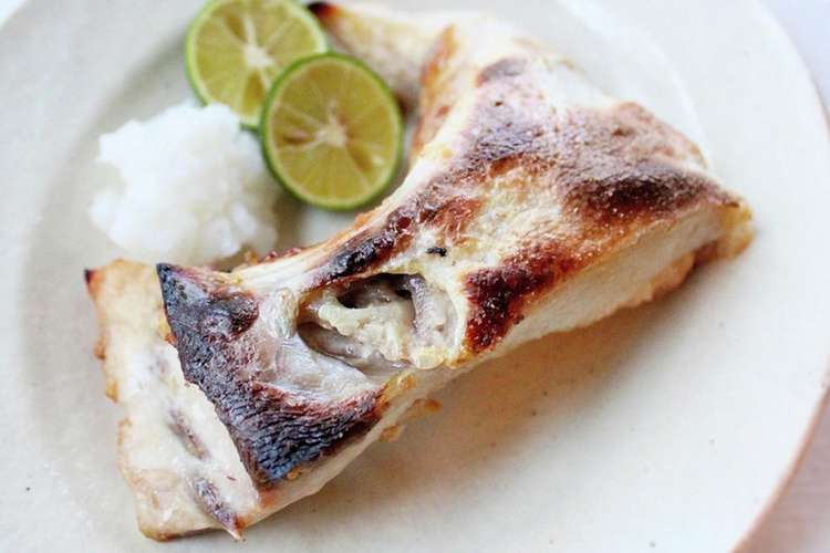 ブリカマで ブリのカマ焼き 塩 レシピ 作り方 By Mieuxkanon クックパッド 簡単おいしいみんなのレシピが372万品