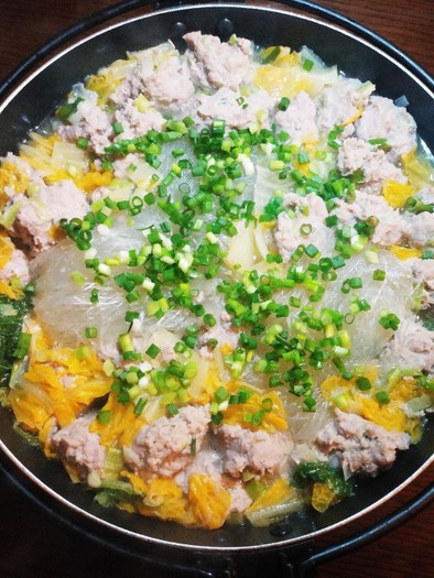 簡単☆肉団子と白菜の春雨鍋の写真