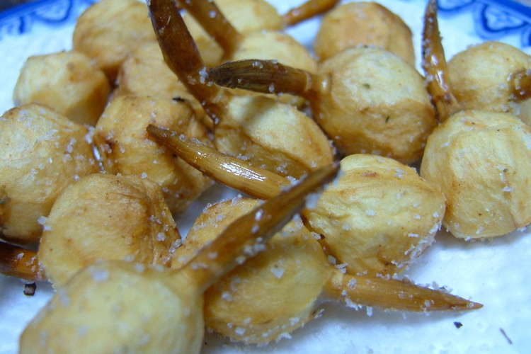 くわいのから揚げ クレイジーソルトで レシピ 作り方 By ジョンリークッカー クックパッド 簡単おいしいみんなのレシピが353万品