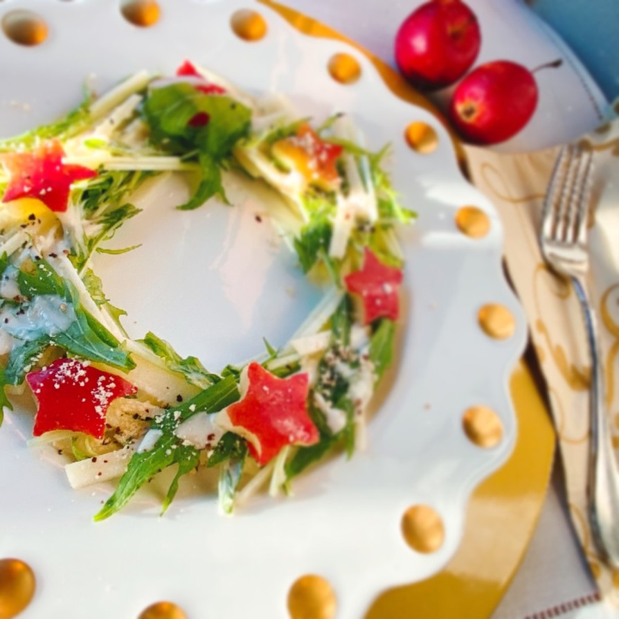 水菜とりんごのリースサラダ★クリスマスにの画像