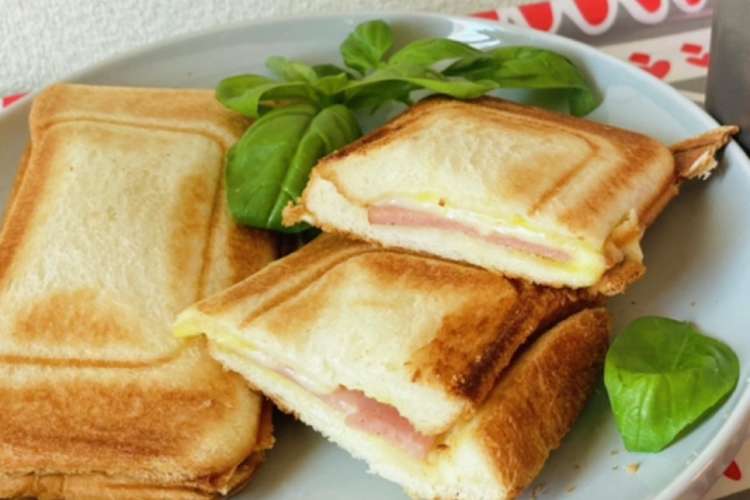 ブラックホットサンドメーカーホットサンド レシピ 作り方 By くいきんぐ クックパッド 簡単おいしいみんなのレシピが372万品