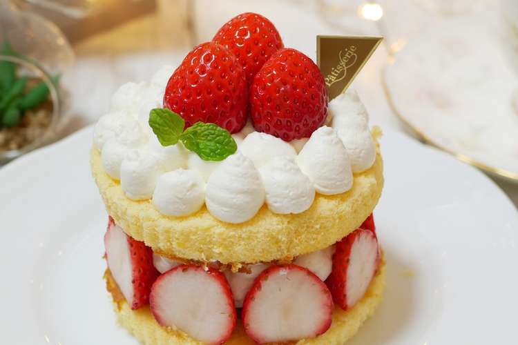 すぐ出来る いちごたっぷりショートケーキ レシピ 作り方 By ひろまるクック クックパッド 簡単おいしいみんなのレシピが362万品