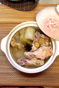 身体巡る☆鶏手羽元の塩薬膳スープ