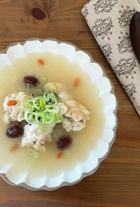 参鶏湯（サムゲタン）風スープ