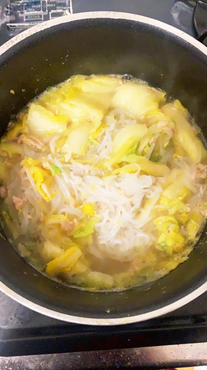 白菜とツナ缶の煮物の画像