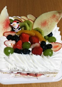 フルーツたっぷりクリスマスケーキ