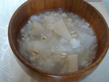長芋と大根の大麦入りおかゆｂｙ炊飯器の画像