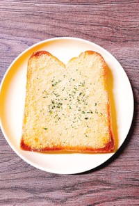 粉チーズとオリーブオイルのトースト