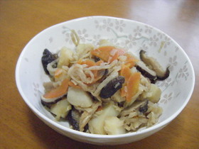 具だくさん!切干大根の煮物