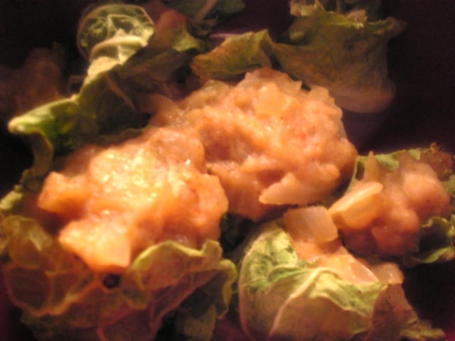 鶏挽肉と玉葱の白菜で包むピリ辛シュウマイの画像