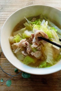m豚と白菜の中華スープ