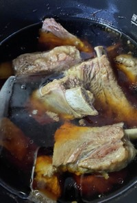 シンプルな豚煮（ソーキと角煮）