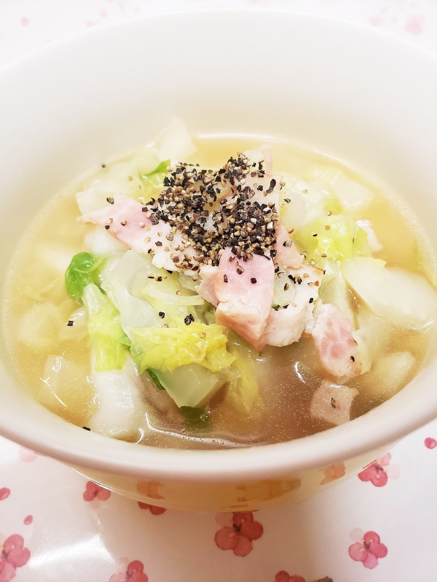 お餅消費に☆白菜とベーコンの食べるスープの画像