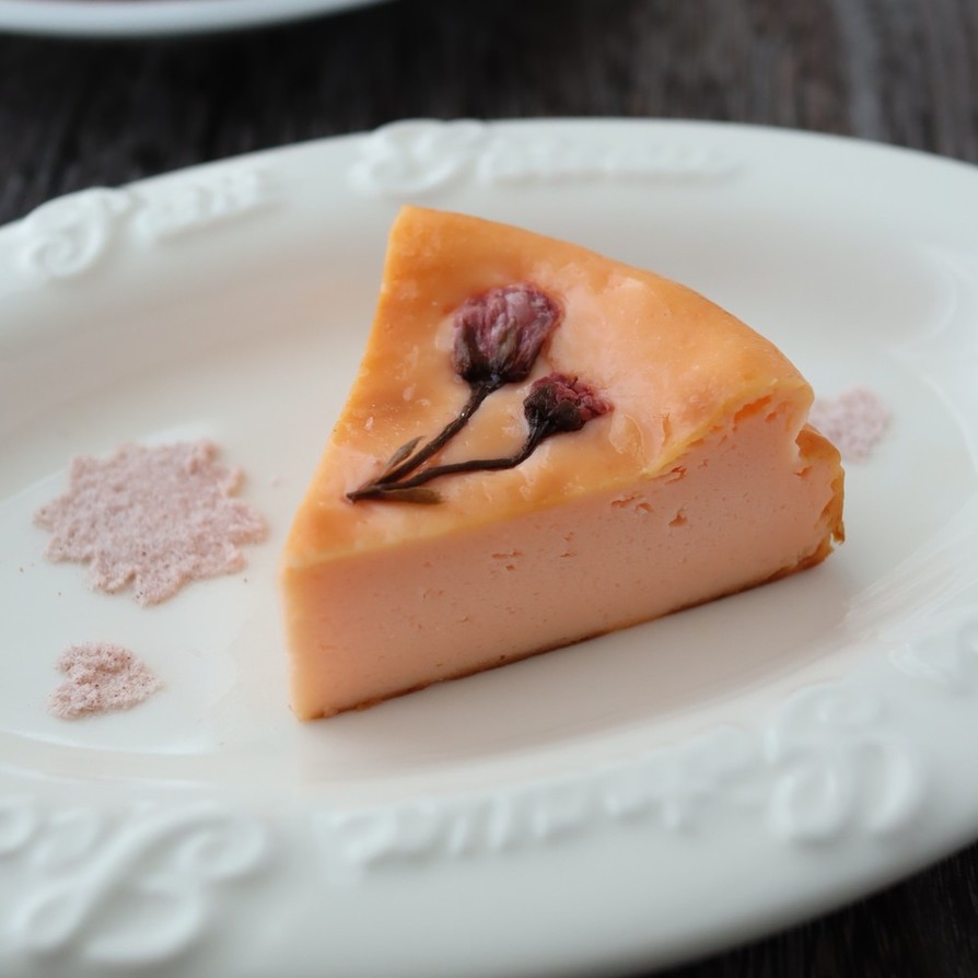 桜のチーズケーキの画像