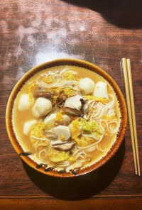 根菜とひき肉の坦々胡麻温麺