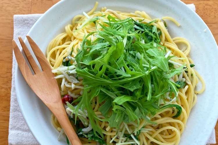 簡単 しらすと水菜の和風ペペロンチーノ レシピ 作り方 By Sacchiん クックパッド 簡単おいしいみんなのレシピが378万品