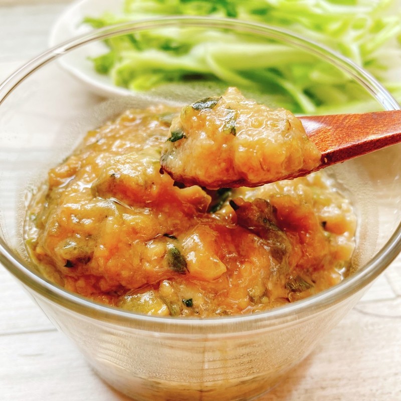 ラディッキオとプンタレッレのサラダ アンチョビドレッシング添え レシピ