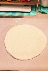 家庭オーブン用ピザ生地の作り方