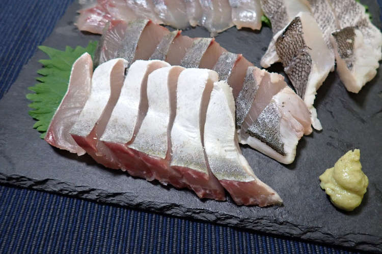 カンパチの湯引き レシピ 作り方 By あおもりの肴 クックパッド 簡単おいしいみんなのレシピが374万品