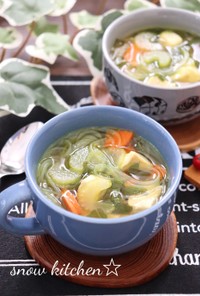 セロリと春雨のスープ☆カレー風味