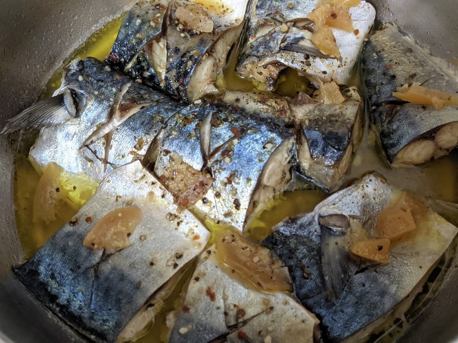 圧力鍋で〜鯖の塩レモンハーブオイル煮の画像