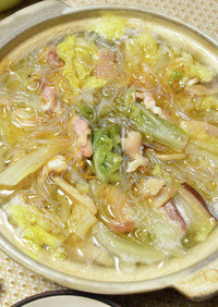 鶏扁炉(ピェンロー,白菜鍋)
