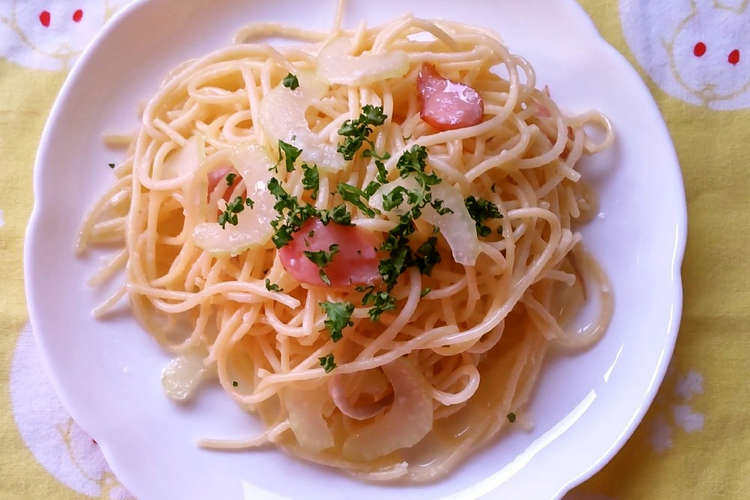 セロリのにんにくスパゲッティ レシピ 作り方 By 花時計咲いた クックパッド 簡単おいしいみんなのレシピが371万品