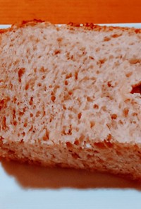 ふんわりやわらかいちご食パン