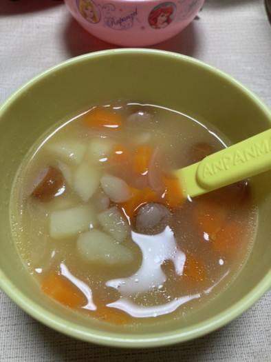 味噌汁レシピ  ジャガイモ ウィンナーの写真