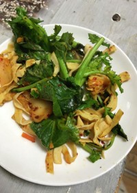 辛子菜（青菜）とキムチの炒め物