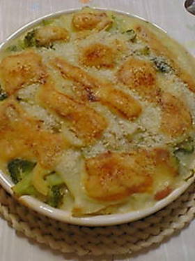おさかなソーセージ入りマカロニグラタン☆