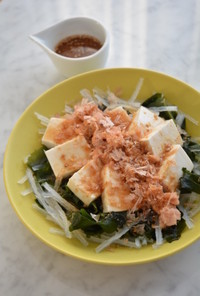 糸寒天の海藻豆腐サラダ