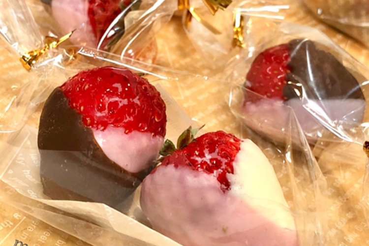 母の日に 2色の苺チョコレート レシピ 作り方 By Mew Mam クックパッド 簡単おいしいみんなのレシピが370万品