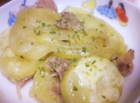 簡単★豚肉とジャガイモの重ね焼き★