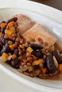 低温調理の塩豚と豆の煮込み