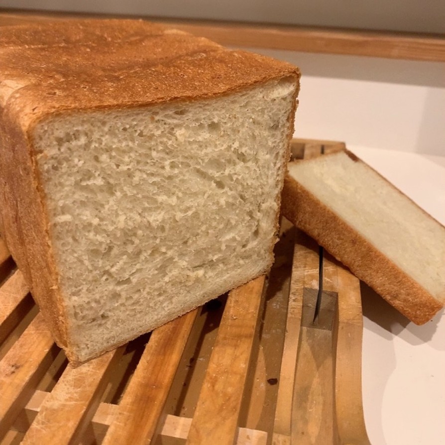 オートミール角食パン　1.5斤の画像