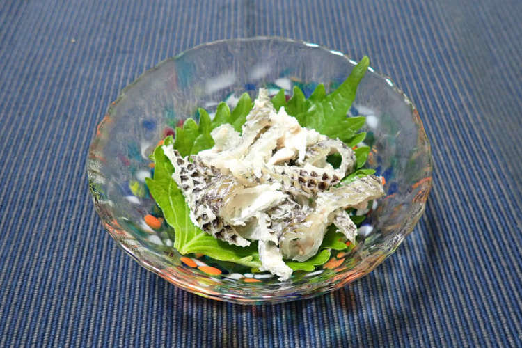 スズキ皮のぽん酢和え レシピ 作り方 By あおもりの肴 クックパッド 簡単おいしいみんなのレシピが368万品