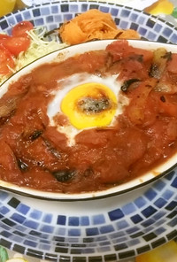 ブルガリア料理カヴァルマ/鍋焼親子トマト