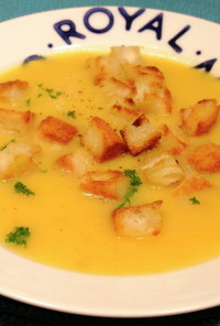 フレンチ食堂の素朴な野菜のスープ