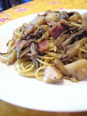 ホタテとベーコンと舞茸のパスタ
