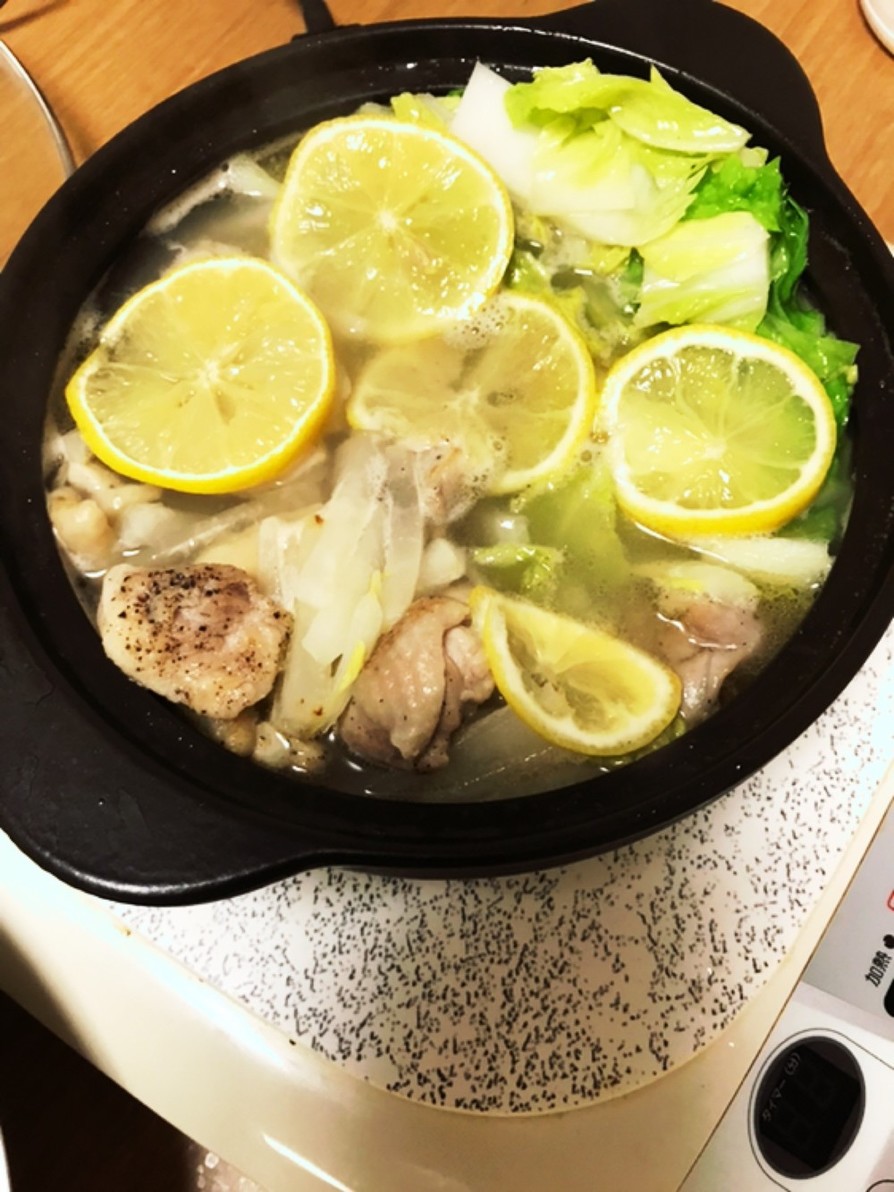 白菜ダイコン鶏モモ肉のレモン鍋の画像